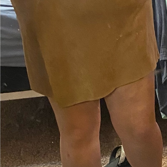 Chic Tan Skort​ - Picture 1 of 3